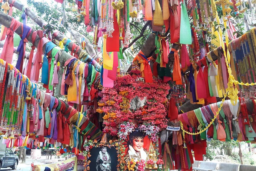 ศาลพุ่มพวงดวงจันทร์