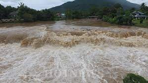 ฝันเห็นแม่น้ำไหลหลาก