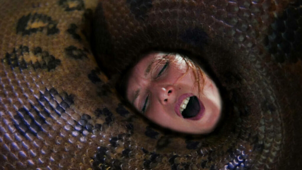 ฝันเห็นงูรัดคนอื่น