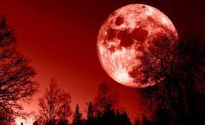 ฝันเห็นพระจันทร์สีเลือด
