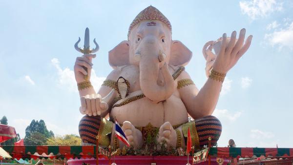 ฝันเห็นพระพิฆเนศสีขาว