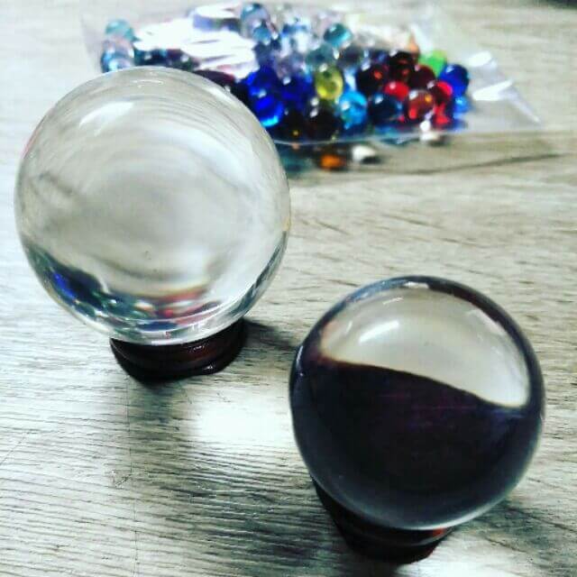 ฝันเห็นลูกแก้วลูกใหญ่